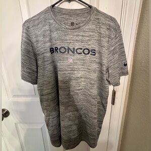 Denver Broncos Nike Dri-Fit Tee Men’s Large